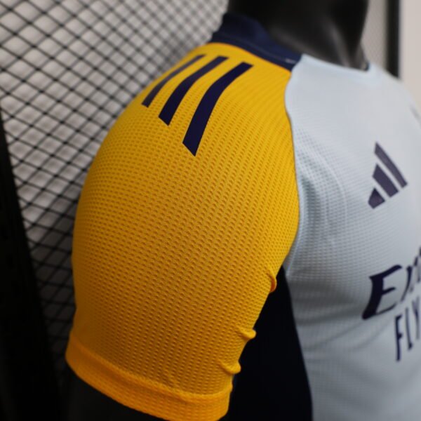 Real Madrid 24/25 Training Wear Player Version - S-2XL