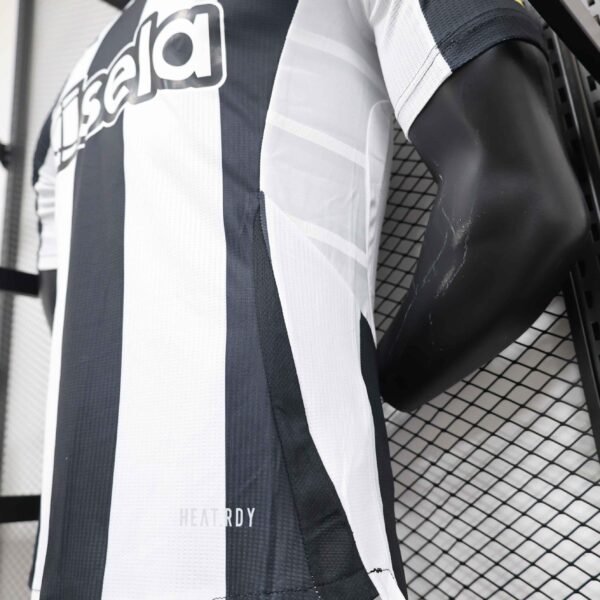 Newcastle United 24/25 Home Player Version Jersey - S-2XL