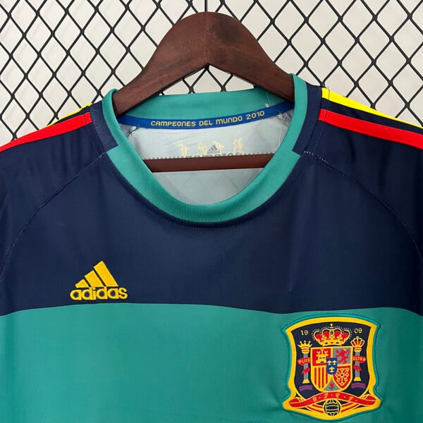 09316022 Spain 2010 Goalkeeper Retro Jersey S-2XL