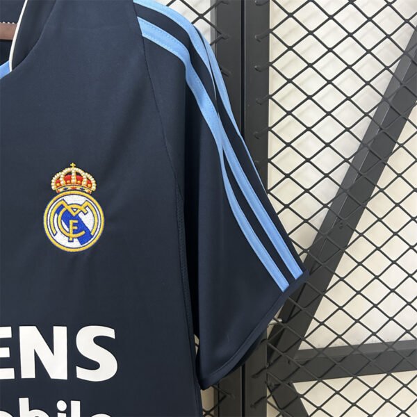 Real Madrid 2003/04 Away Retro Jersey S-2XL