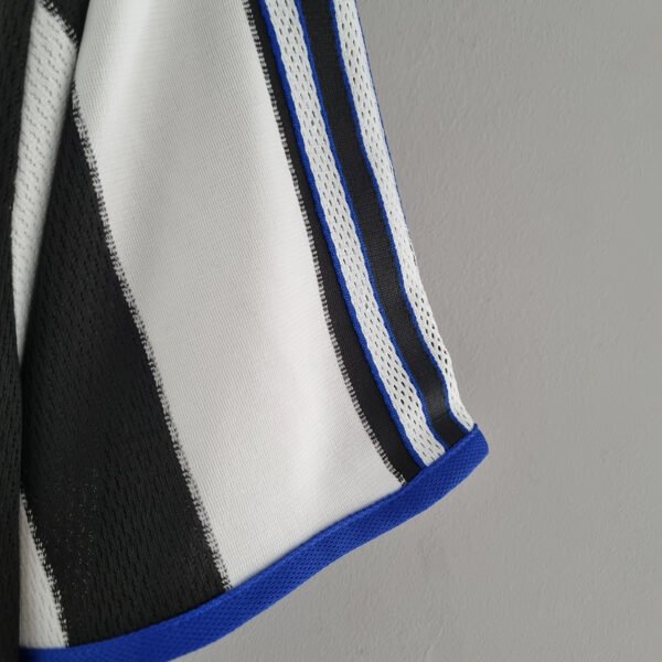 Newcastle United 2000/01 Home Retro Jersey S-2XL