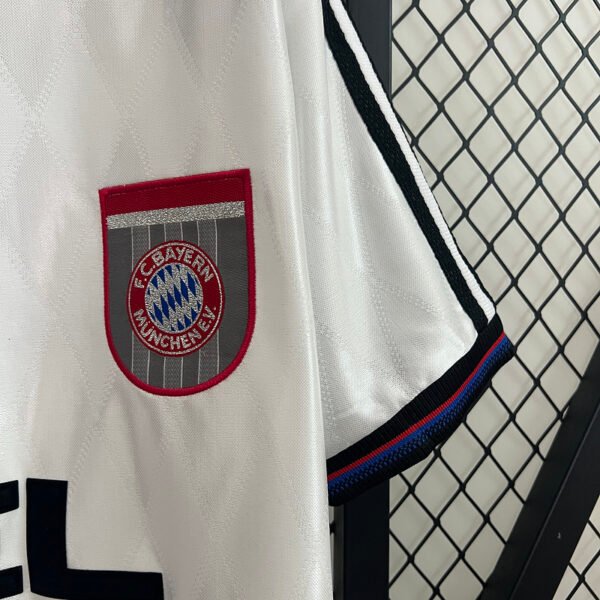 19d064c9 Bayern Munich 1996/98 Away Retro Jersey S-2XL