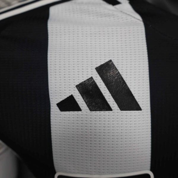 Newcastle United 24/25 Home Player Version Jersey - S-2XL