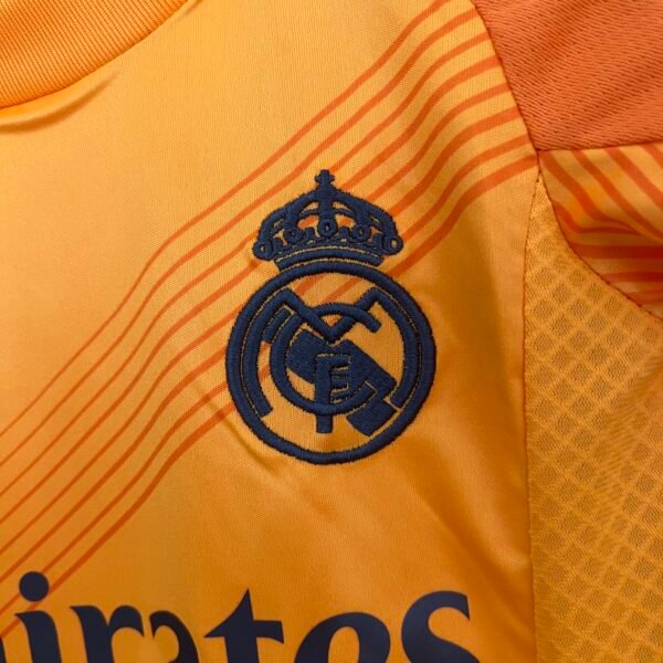 Real Madrid 24/25 Away Kids Set - 16-28