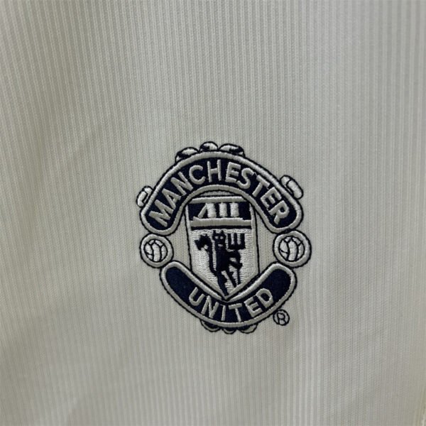 Manchester United 2000/01 Away Retro Jersey S-2XL