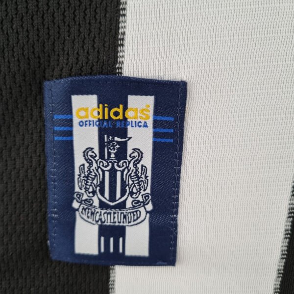 Newcastle United 2000/01 Home Retro Jersey S-2XL