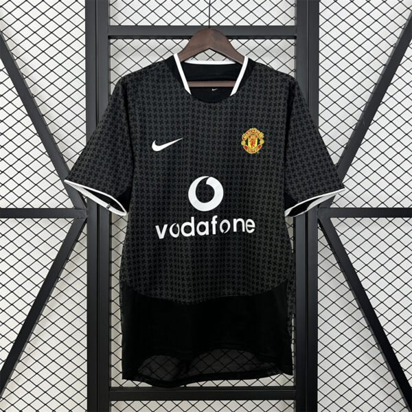 37f61cc9 Manchester United 2003/05 Away Retro Jersey S-2XL