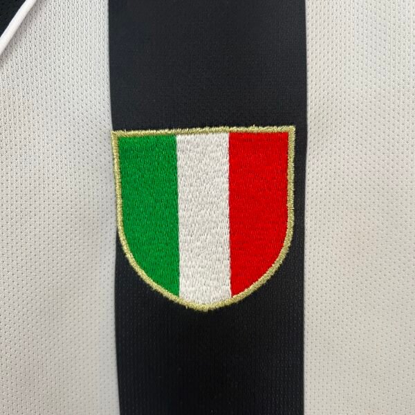 Juventus 2002/03 Home Retro Jersey S-2XL
