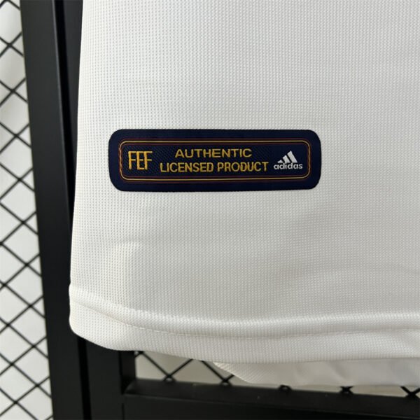 49081998 Spain 2000 Away Retro Jersey S-2XL