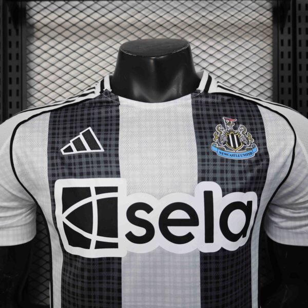 Newcastle United 25/26 Home Player Version Jersey - S-2XL