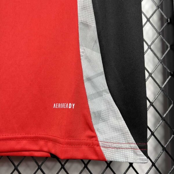 Manchester United 24/25 Training Kit Fan Version - S-2XL