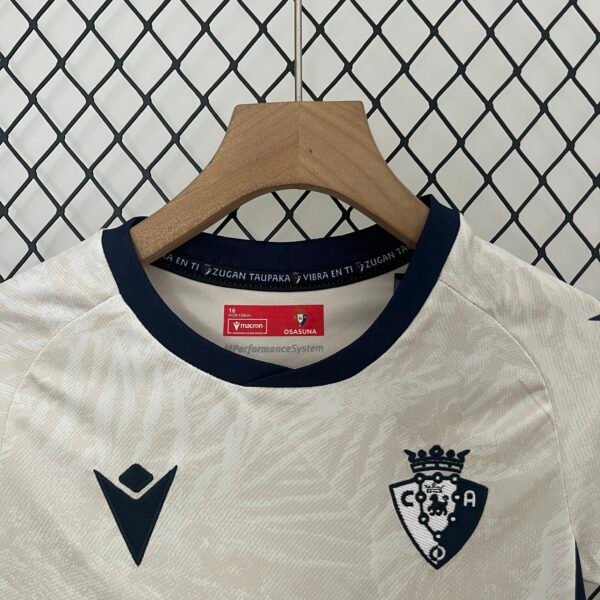 Osasuna 24/25 Away Kids Set - 16-28