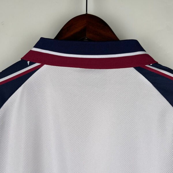 Manchester City 1997/98 Away Retro Jersey S-2XL