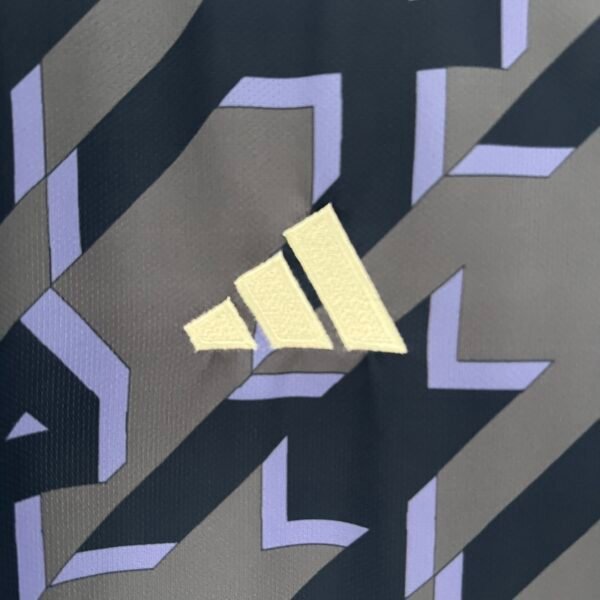 Real Madrid 24/25 Training Kit Fan Version - S-4XL