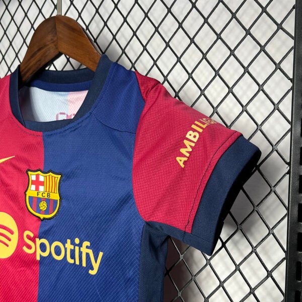 Barcelona 24/25 Home Jersey (Kids Set) 16-28