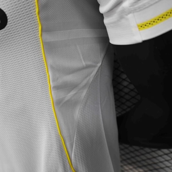 Real Madrid 25/26 Home Player Version Jersey - S-2XL