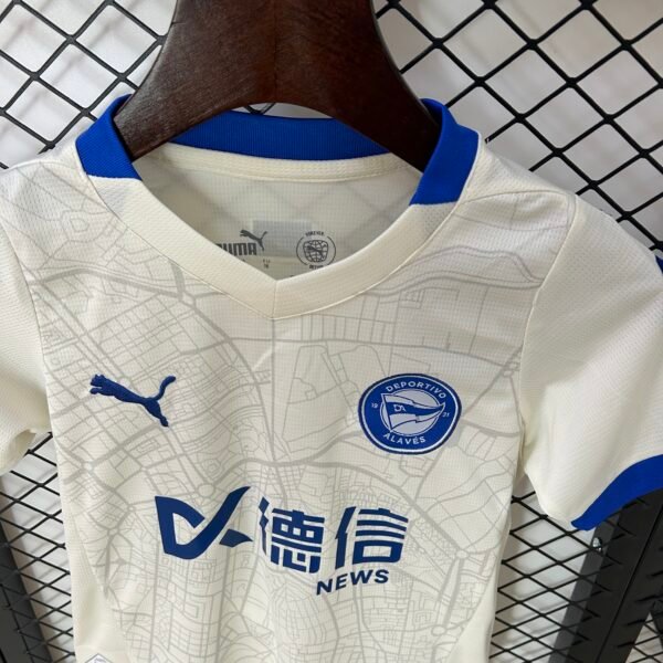 Deportivo Alavés 24/25 Away Kids Kit - 16-28