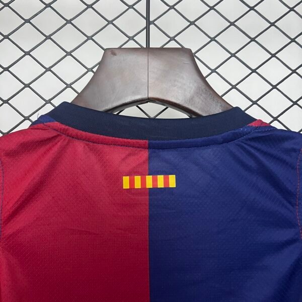 Barcelona 24/25 Home Jersey (Kids Set) 16-28