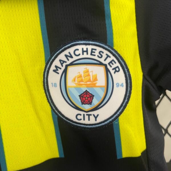 Manchester City 24/25 away kit (children's kit) 16-28