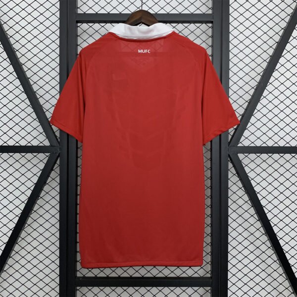 9 Manchester United 2010/11 Home Retro Jersey S-2XL