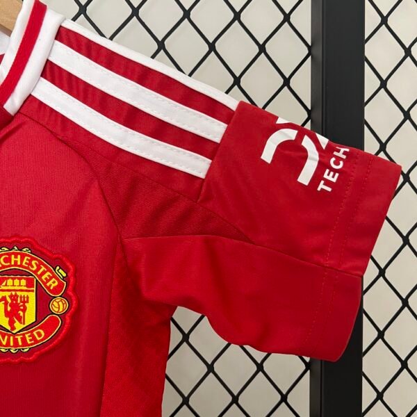 Manchester United 24/25 Home Kids Set - 16-28