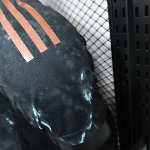 Bayern Munich 24/25 away jersey (player version) S-3XL