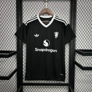 Manchester United 24/25 Goalkeeper Fan Version Jersey - S-2XL