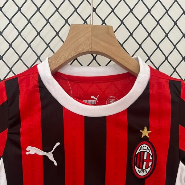 AC Milan 24/25 home jersey (children's set) 16-28