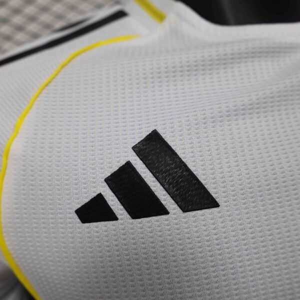 Real Madrid 25/26 Home Player Version Jersey - S-2XL