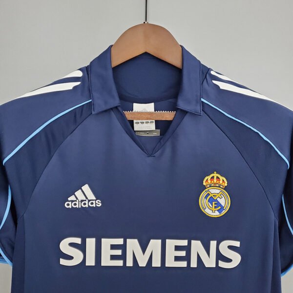 Real Madrid 2005/06 Away Retro Jersey S-2XL