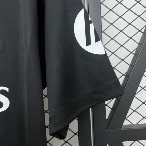 Real Madrid 25/26 Goalkeeper Fan Version Jersey - S-2XL