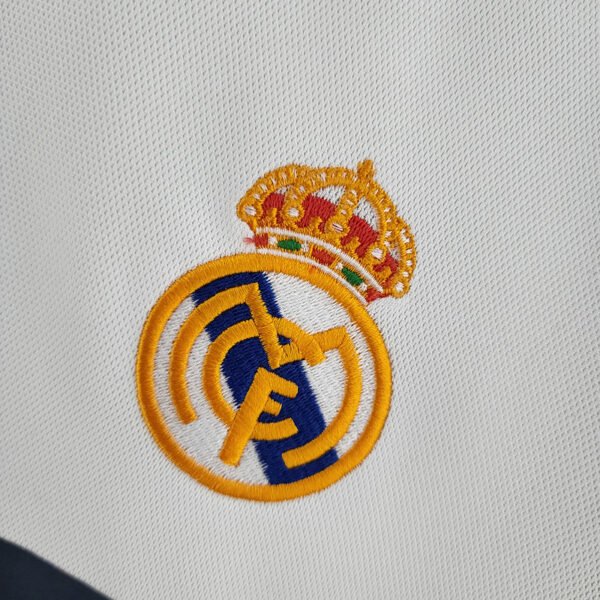 Real Madrid 2000/01 Home Retro Jersey S-2XL