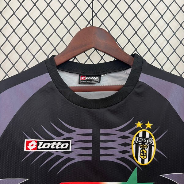 d9652d96 Juventus 2001/02 Goalkeeper Retro Jersey S-2XL