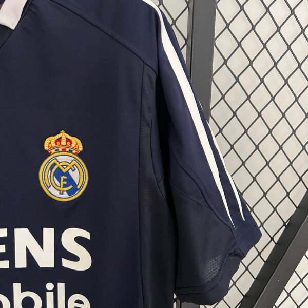 Real Madrid 2004/05 Away Retro Jersey S-2XL