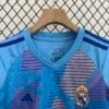 df006308 Real Madrid 24/25 Goalkeeper Kids Set - 16-28