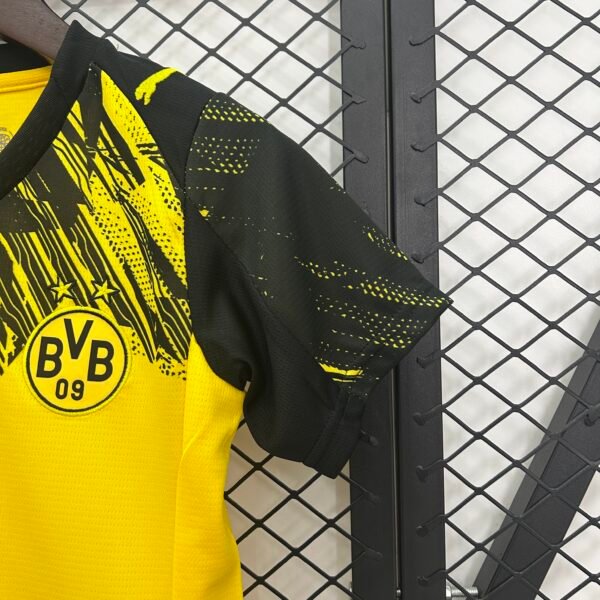Borussia Dortmund 25/26 home jersey (children's set) 16-28
