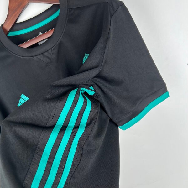 edc2eff7 Real Madrid 2017/18 Away Retro Jersey S-2XL