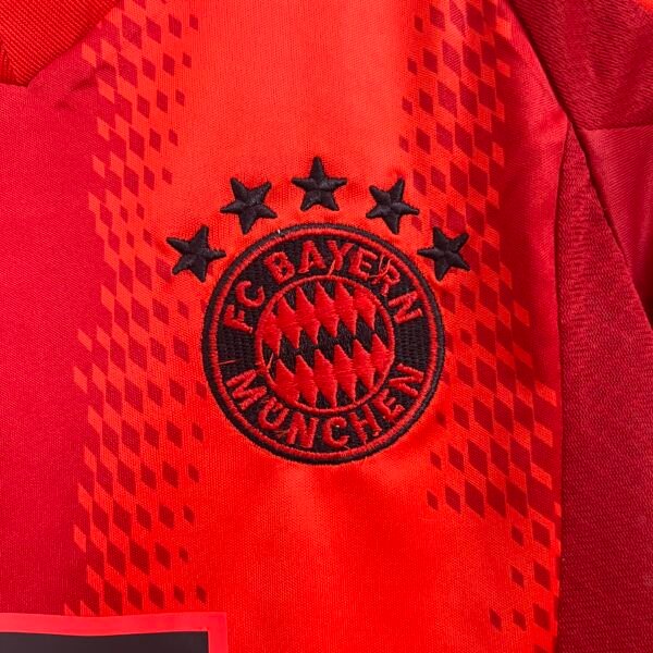 Bayern Munich 24/25 home jersey (children's set) 16-28