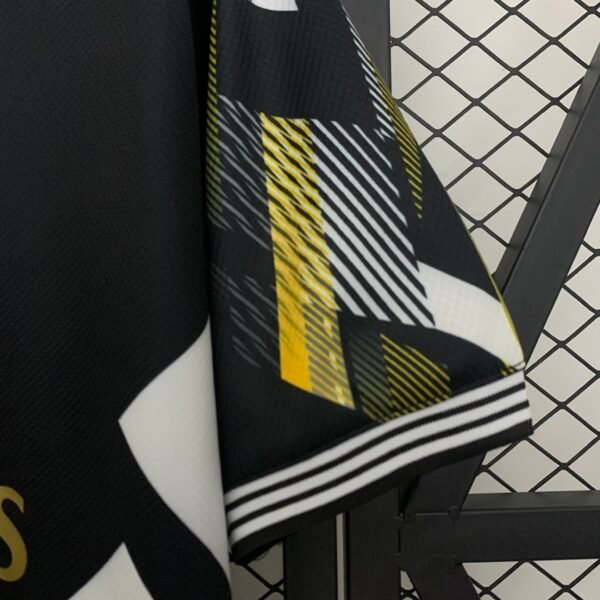 Real Madrid 25/26 Special Edition Fan Version Jersey - S-2XL