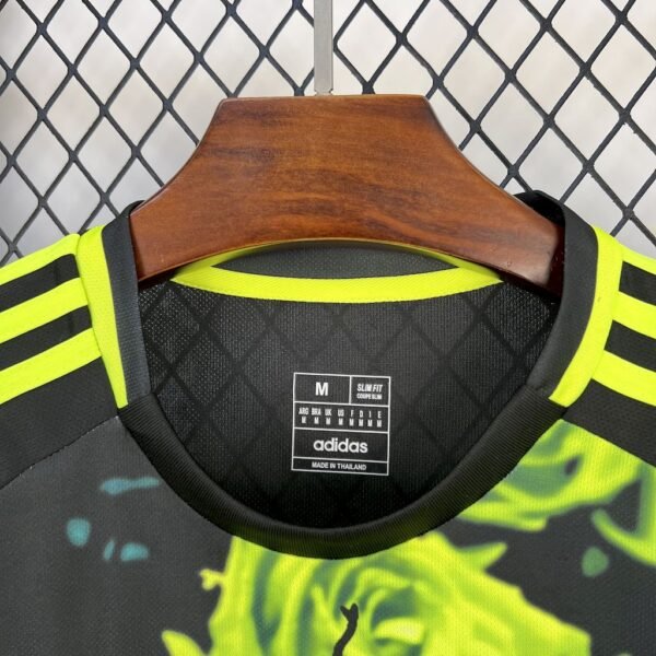 Real Madrid 25/26 Special Edition Fan Version Jersey - S-2XL