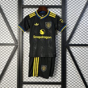 Manchester United 25/26 Third Away Kids Kit 16-28