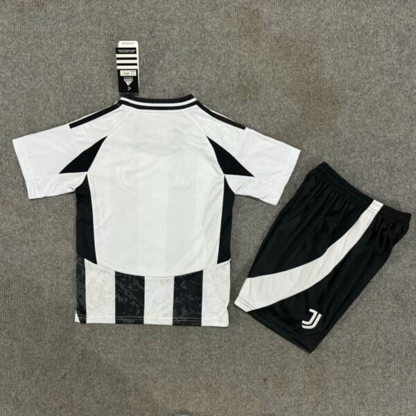 255aa0b4bc2209a8c6160ebaabe61f4 Juventus 24/25 Home Kids Kit 16-28