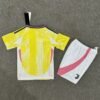 35c1996c9ab013cf34f961aaedd00a4 Juventus 24/25 Away Kids Kit 16-28