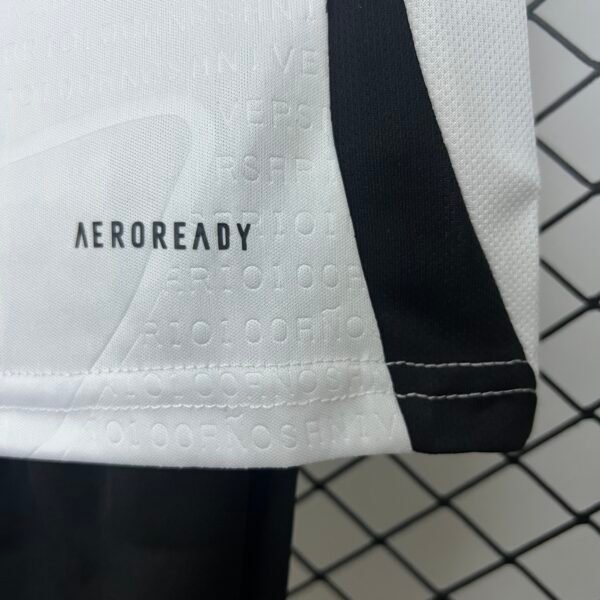 425ff0b7 Colo-Colo 25/26 Home Kids Set - 16-28