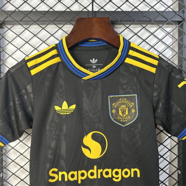 Manchester United 25/26 Third Away Kids Kit 16-28